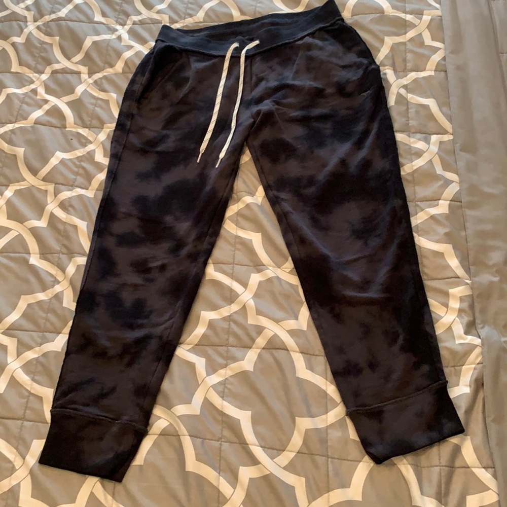 Pink by Victoria’s Secret lounge / jogger pants